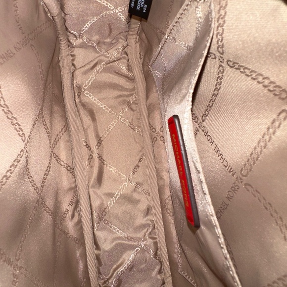 MICHAEL MICHAEL KORS Jet Set Medium Quilted Leather Crossbody Bag, Red - Picture 13 of 13